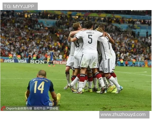 广州羽毛球队在世界杯舞台上的崛起与奋斗历程全景回顾 广州羽毛球队在世界杯舞台上的崛起与奋斗历程全景回顾