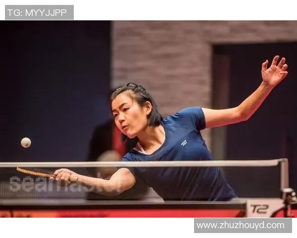 联赛积分榜:重庆足球队以55分领跑